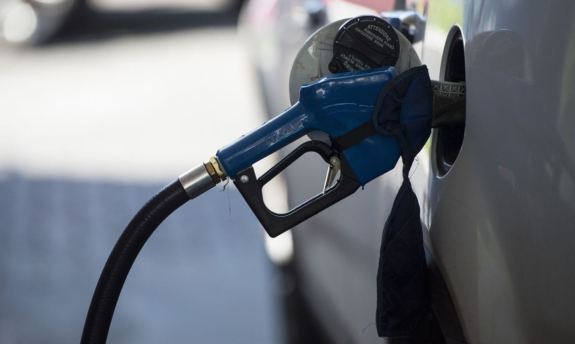 Novas regras para gasolina passam a ser obrigatórias a partir desta segunda (3)