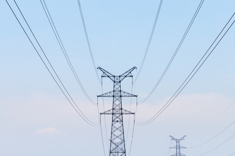 Governo edita Medida Provisória para amenizar impactos na tarifa de energia