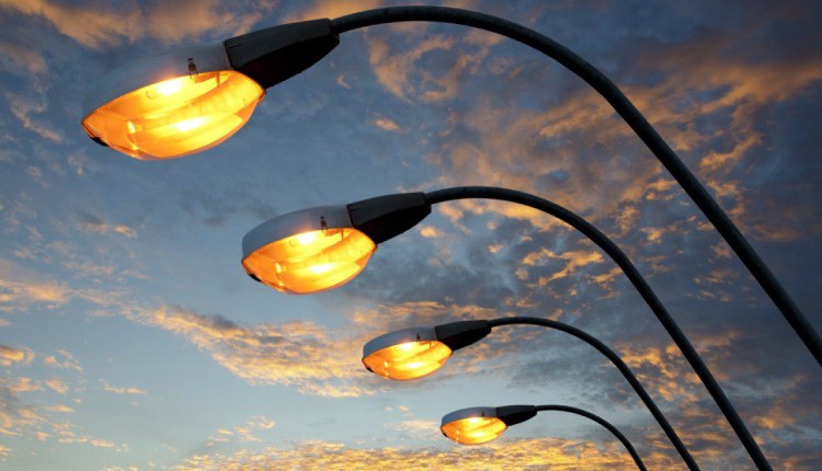 Empresas de iluminação pública poderão captar recursos por meio de debêntures incentivadas