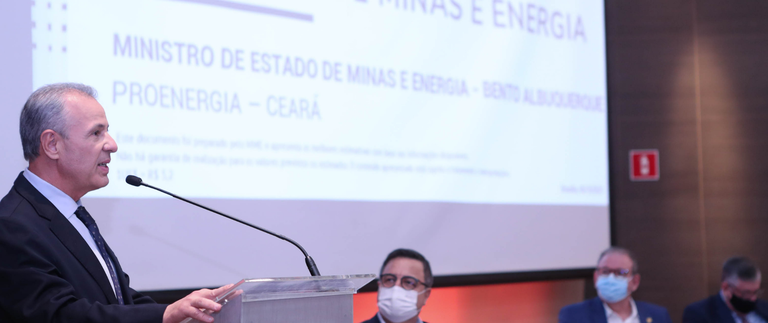 Ministro de Minas e Energia diz que o país vai passar por escassez hídrica em segurança