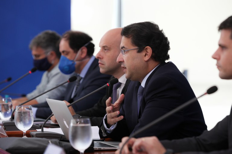 Governo divulga novas medidas econômicas para auxiliar estados e municípios