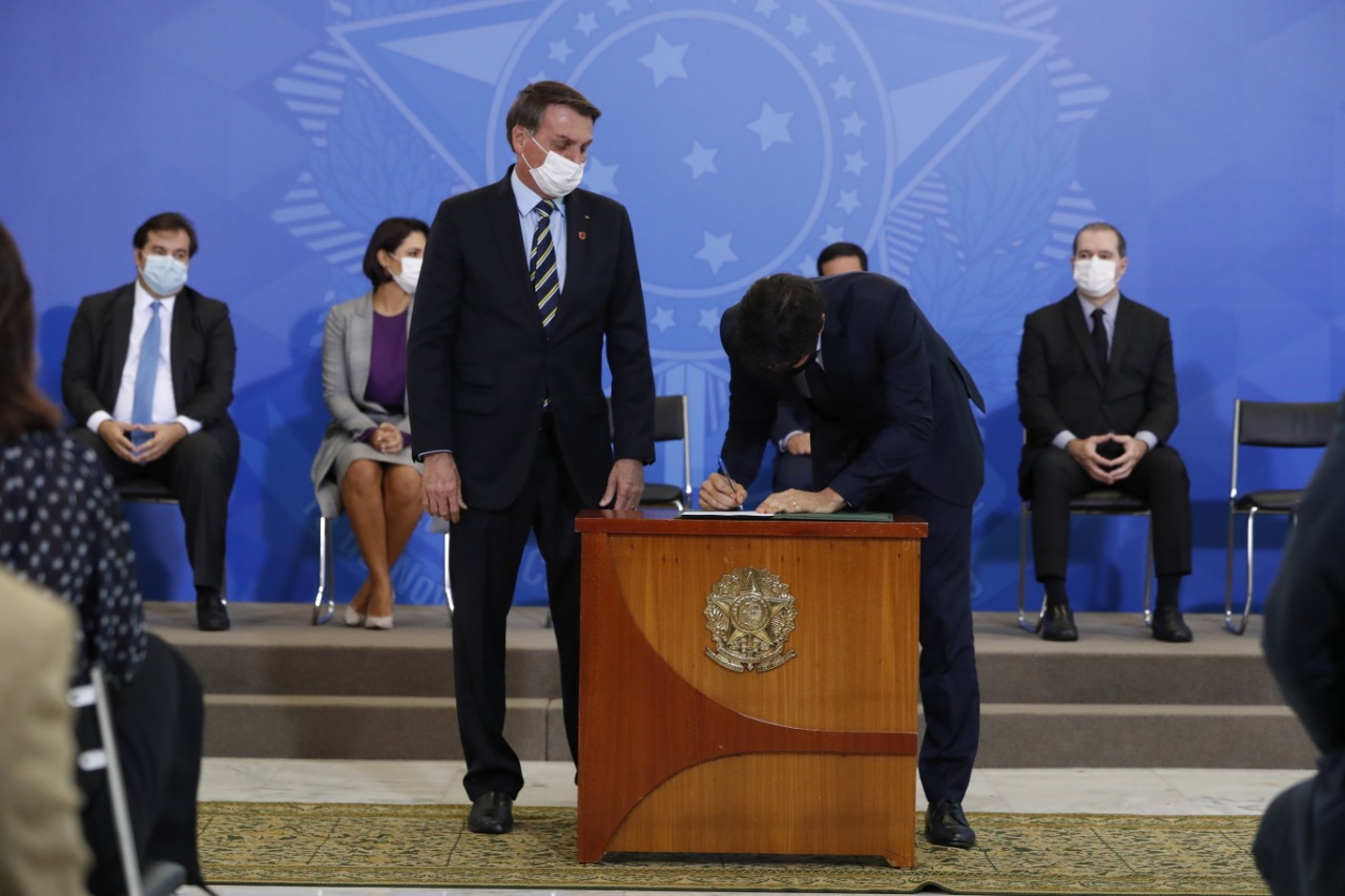 Fábio Faria toma posse no Ministério das Comunicações