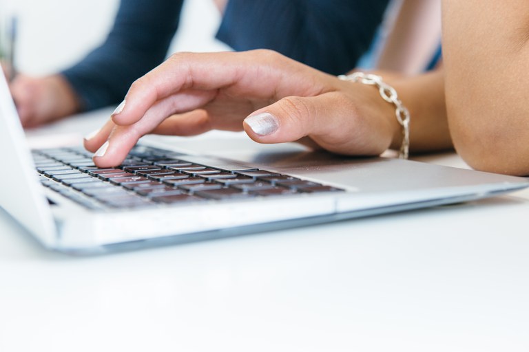 CGU lança painel para acompanhar contratações relacionadas à Covid-19