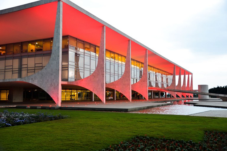 Programa busca aperfeiçoar a atuação do serviço público