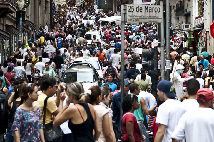 Censo 2022: Brasil está 'mais velho' e 'mais feminino