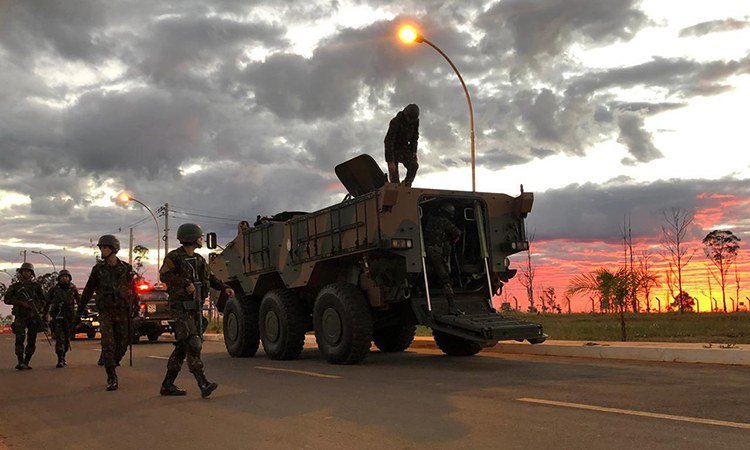 Governo autoriza atuação das Forças Armadas na área externa da Penitenciária Federal de Brasília