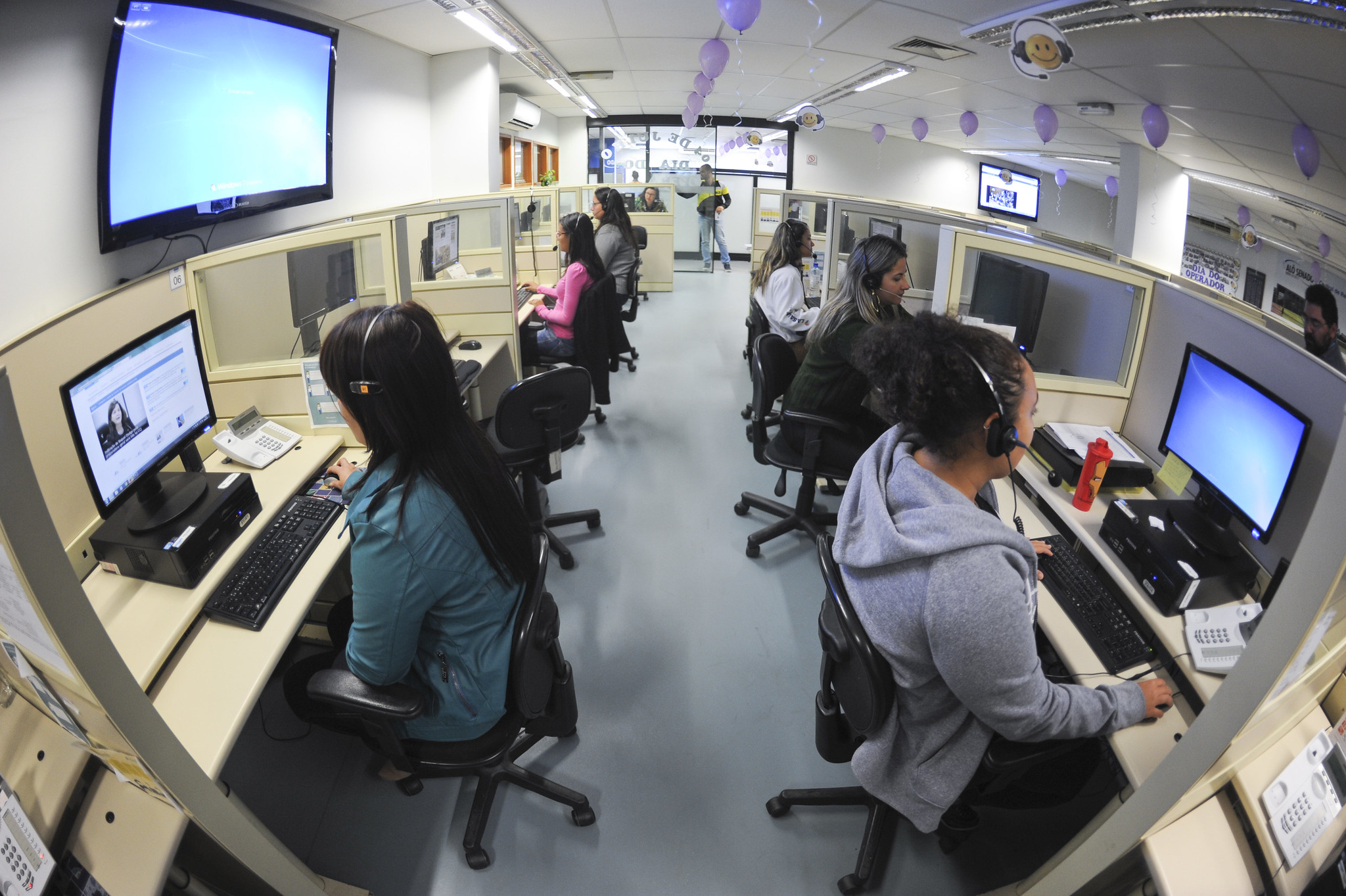 Suspenso temporariamente o tempo máximo de espera de atendimento ao consumidor