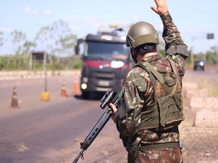 Forças Armadas apreendem mais de 34,5 toneladas de drogas no combate a crimes em fronteiras