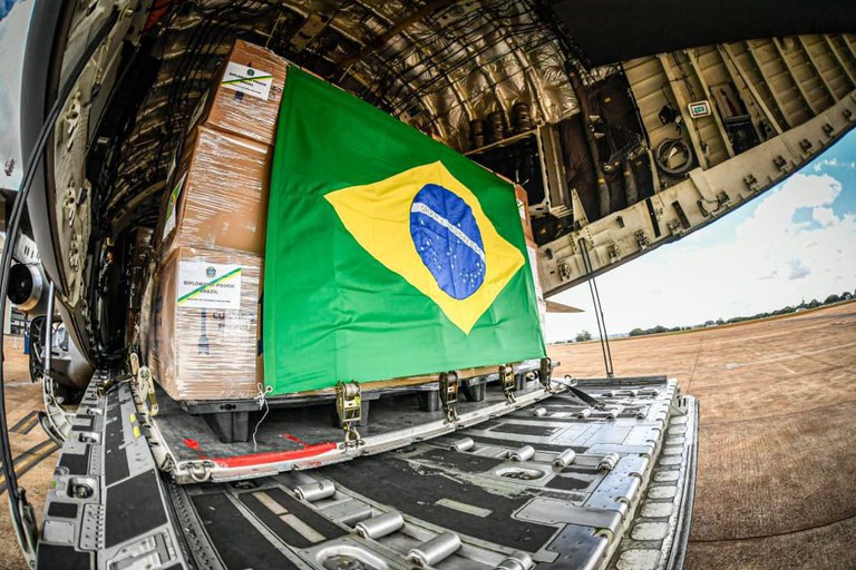 Operação Repatriação envia aeronave à Polônia para resgate de cerca de 70 pessoas e transporte de 11,6 ton de donativos destinados à Ucrânia