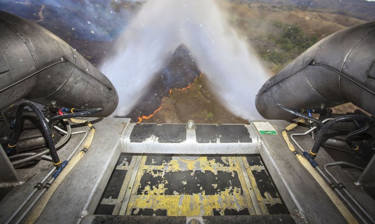 Força-tarefa de combate a incêndio da Amazônia Legal vai receber 5 aeronaves