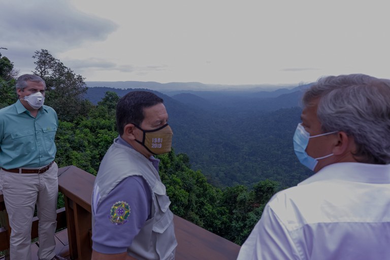 Vice-presidente Mourão visita Floresta Nacional dos Carajás no Pará