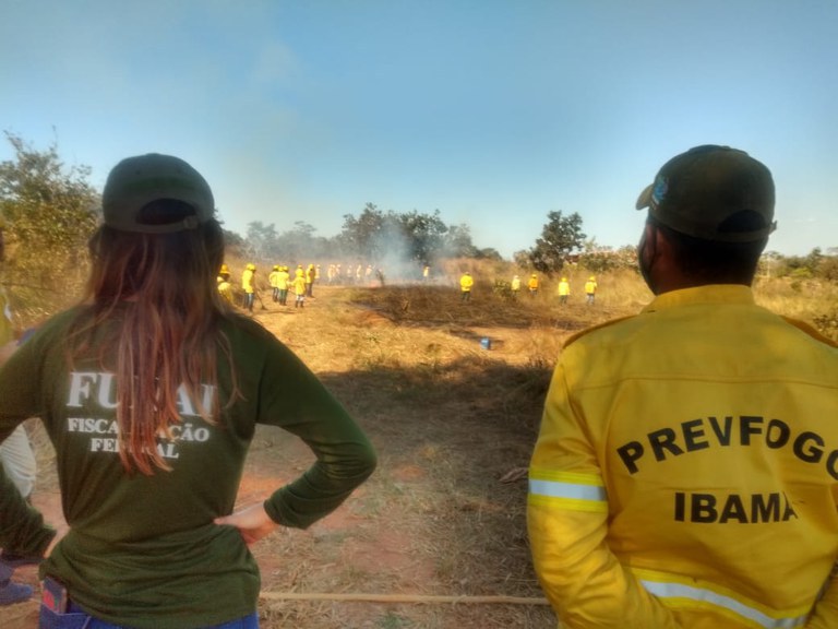 Indígenas são capacitados para combater incêndios florestais