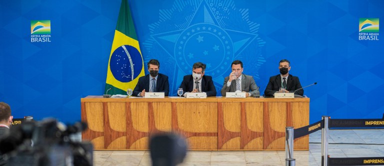 Governo Federal anuncia medidas para combate a queimadas