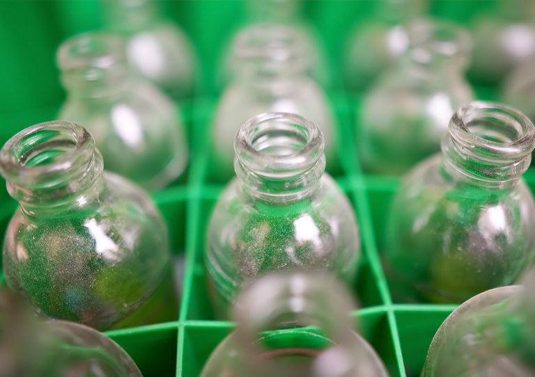 Governo Federal institui o sistema de logística reversa para embalagens de vidro