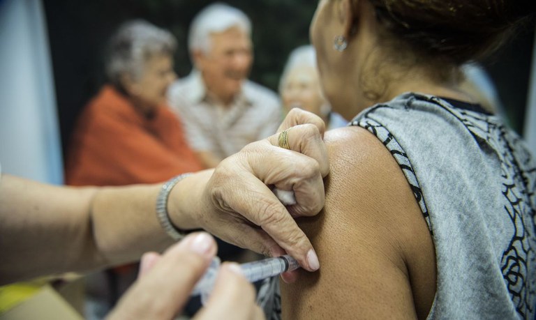 Primeira fase da Campanha de Vacinação priorizará idosos e trabalhadores de saúde