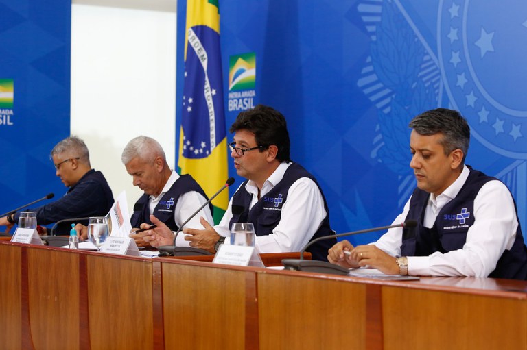 Governo fecha primeiro contrato com empresa brasileira para aquisição de respiradore
