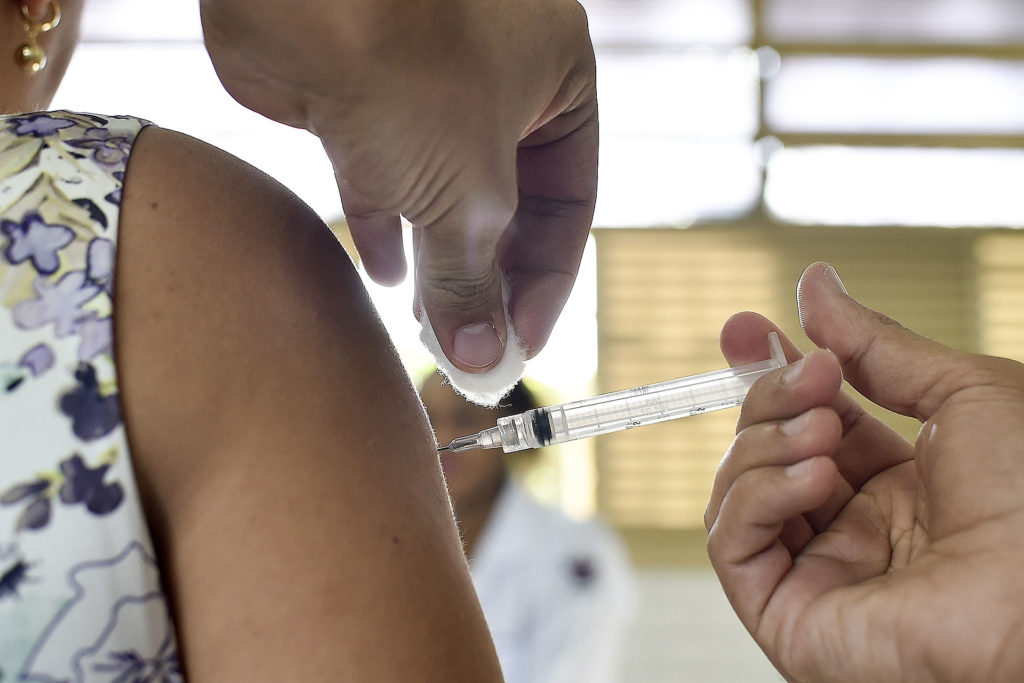 Ministério da Saúde alerta para importância da vacinação mesmo durante a pandemia