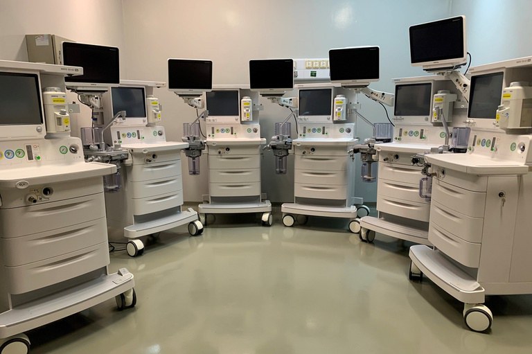 Hospital universitário de SC ganha novos aparelhos de anestesia