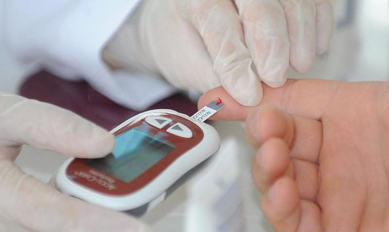 Maioria dos pacientes com hipertensão e diabetes faz acompanhamento de saúde no SUS