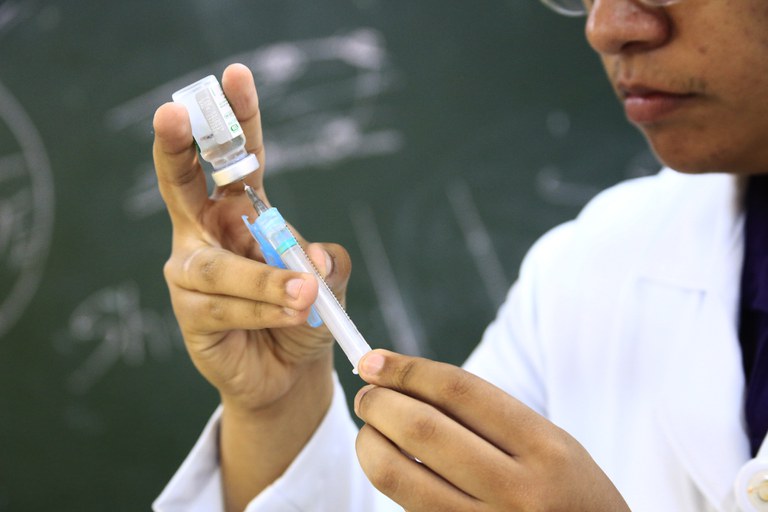 Ministério da Saúde recebe oferta de até 14 milhões de doses do consórcio Covax Facility