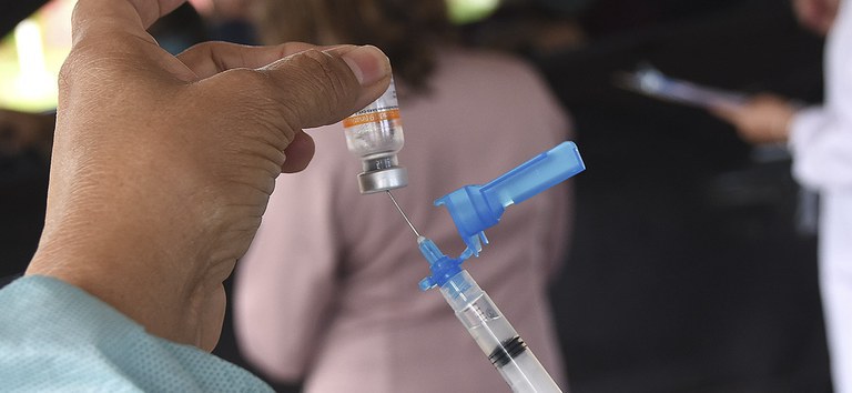 Mais 5,2 milhões de vacinas covid-19 são distribuídas para todo o Brasil