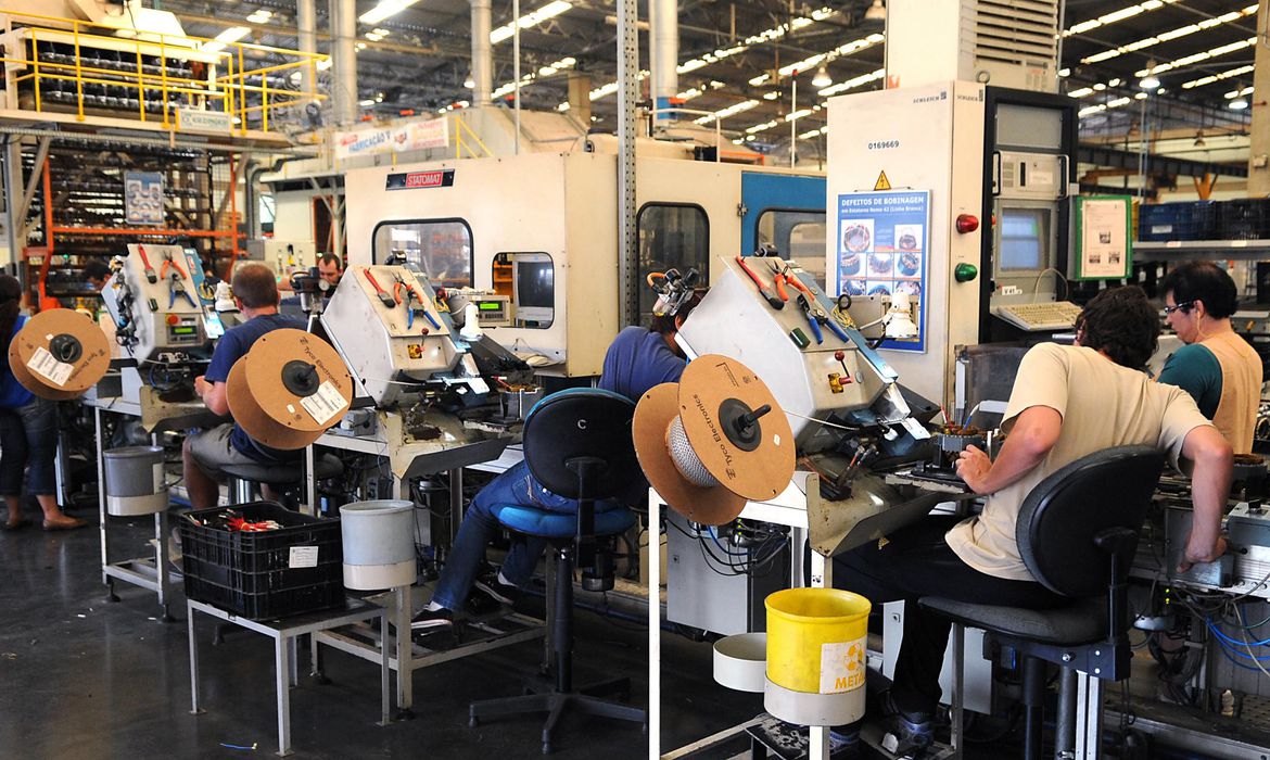 Mais de 313 mil empregos foram criados em setembro