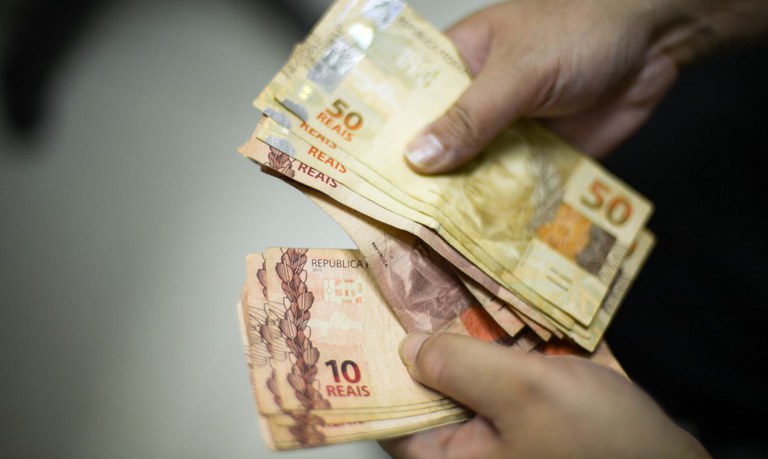 Bancos poderão estender carência de pagamento do Pronampe por mais três meses