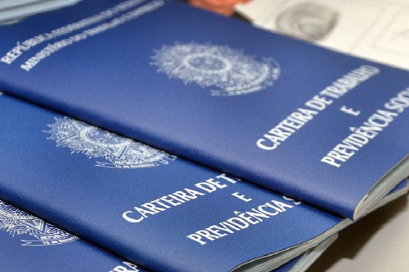 Novas 401 mil vagas formais de trabalho foram abertas em fevereiro