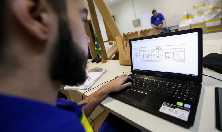 Reabertas inscrições para o programa Qualifica Mais