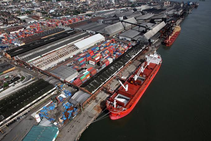 Governo publica editais de leilões para concessão de terminais no Porto de Santos