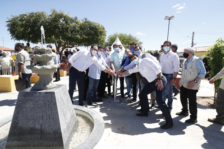 Governo Federal inaugura Sistema de Abastecimento de Água em Campo Alegre de Lourdes