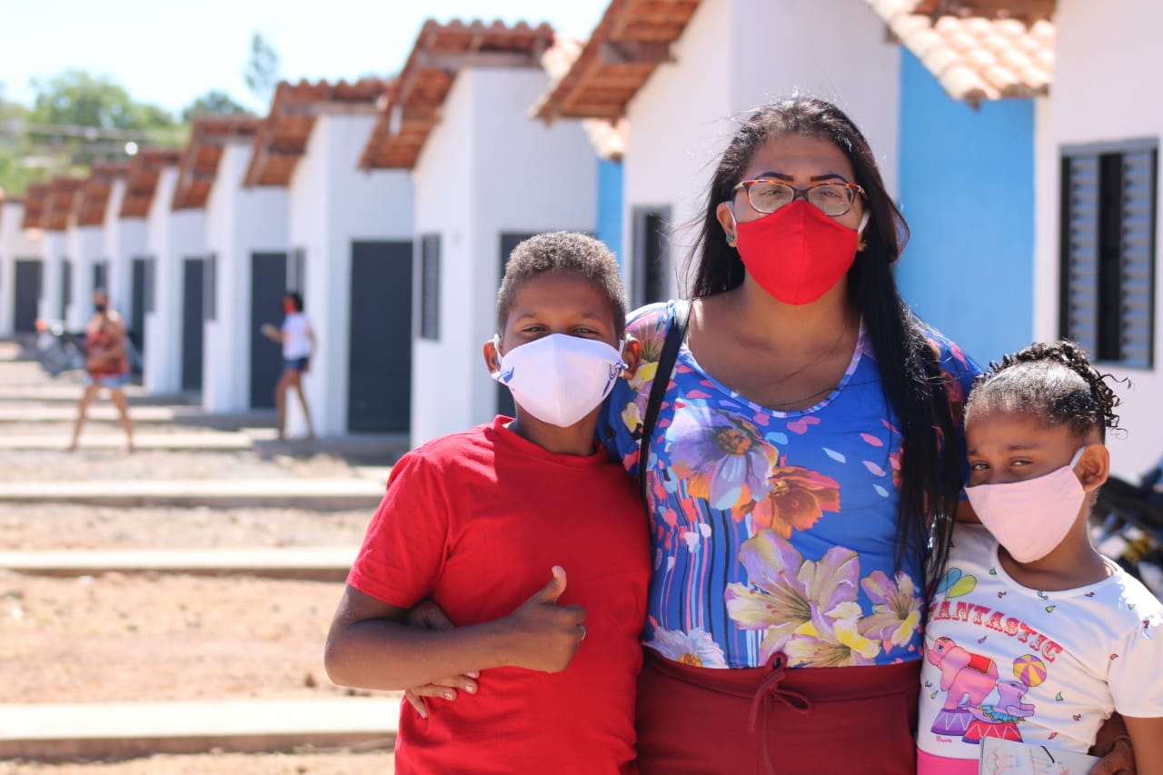 Primeira etapa das obras de saneamento em Floriano (PI) são entregues