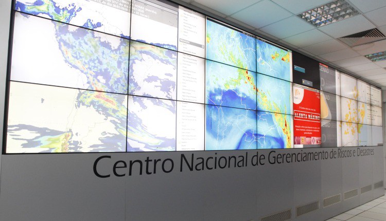 Técnicos da Defesa Civil Nacional irão auxiliar ações de resposta aos desastres no Sul