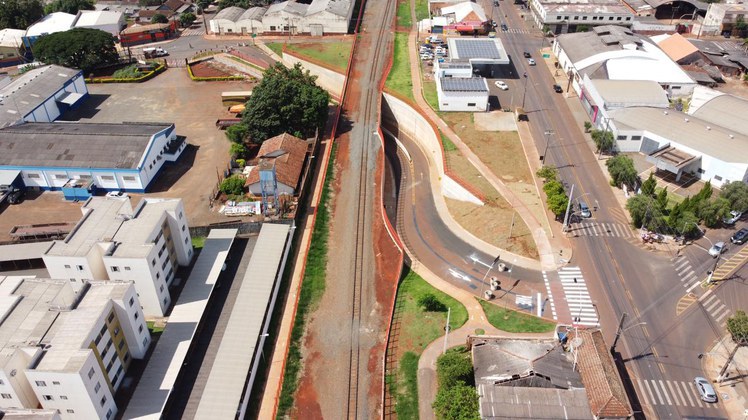 Governo conclui conjunto de obras em Rolândia/PR