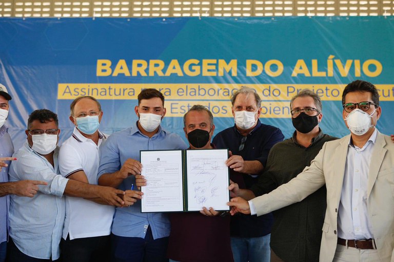 Assinado acordo para elaboração do projeto da Barragem do Alívio