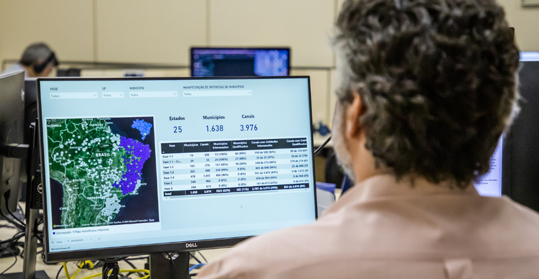 Ministério das Comunicações apresenta painel com evolução do programa Digitaliza Brasil