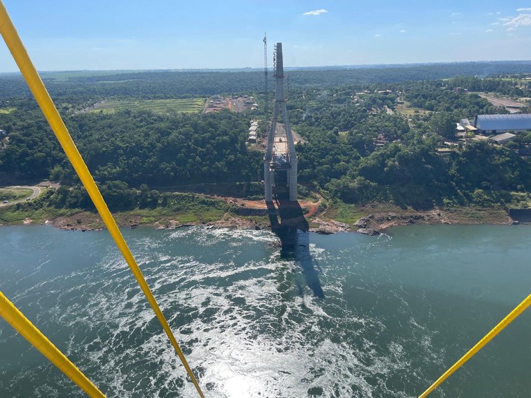 Obra da segunda ponte de Foz do Iguaçu chega a 73% de execução