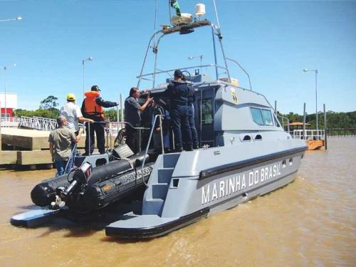Marinha apoia lançamento de cabo de fibra óptica do Programa “Norte Conectado”, em Macapá (AP)