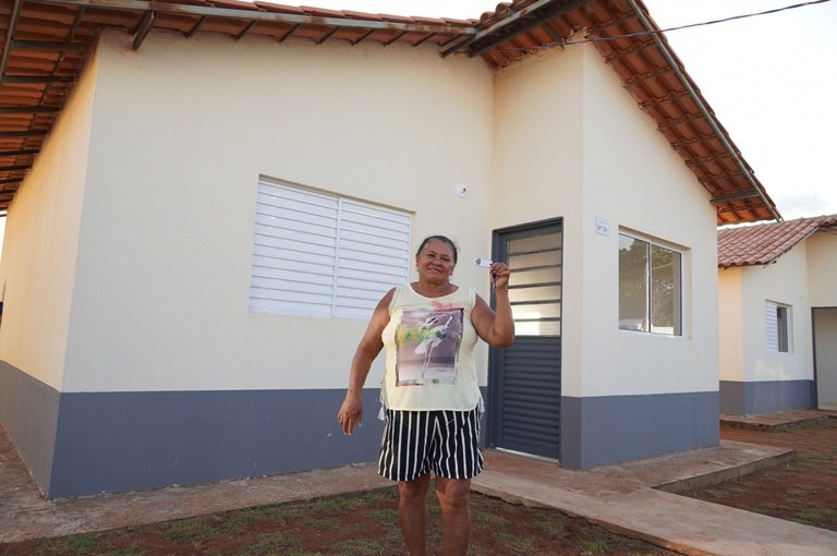 Em Lucas do Rio Verde (MT), Governo Federal entrega 350 moradias a famílias de baixa renda