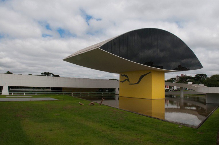 Museu Oscar Niemeyer, em Curitiba, bate recorde de visitantes em 2019
