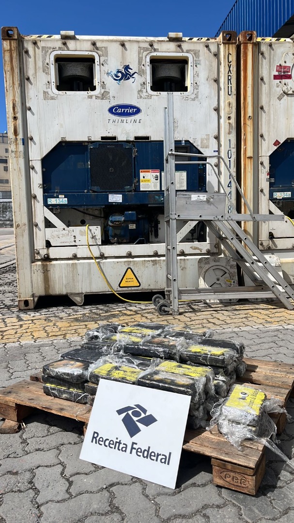 Apreensão Porto Salvador 20.5 (1).jpeg