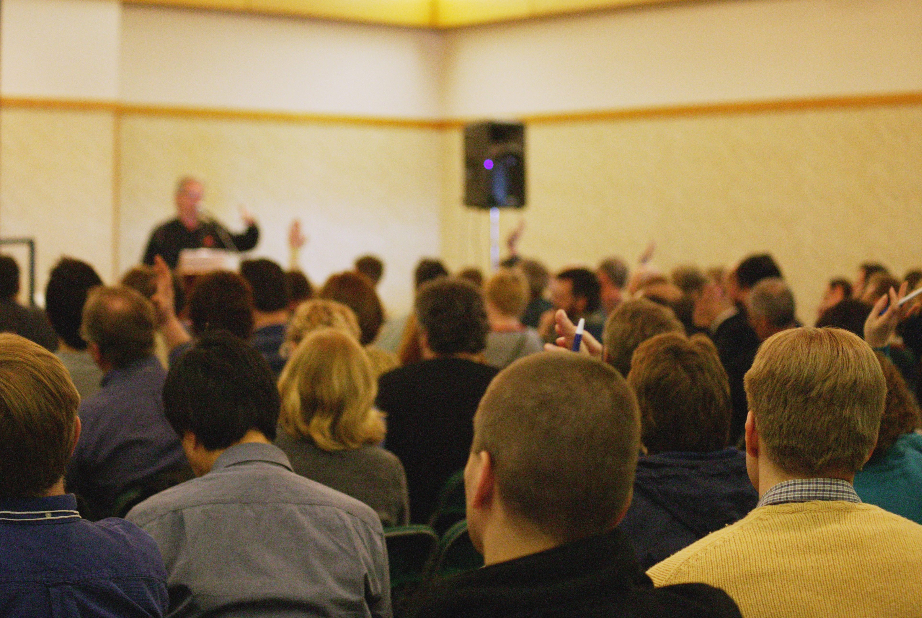Participação em seminários e treinamentos organizados pela RFB