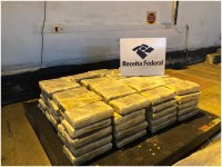 Receita Federal apreende 128,4 kg de cocaína no Porto de Itajaí/SC