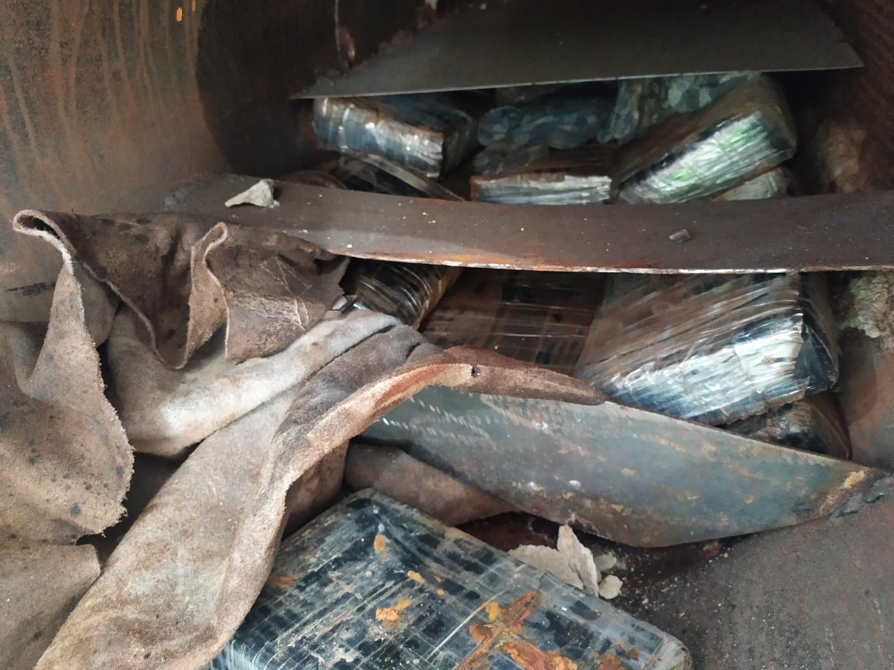 RFB ALF Santos 2020-05-21 373 Kg Compressor 3.jpeg