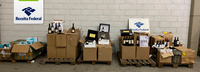 Receita Federal apreende 604 garrafas de vinho argentino e material eletrônico em Pavuna/RJ