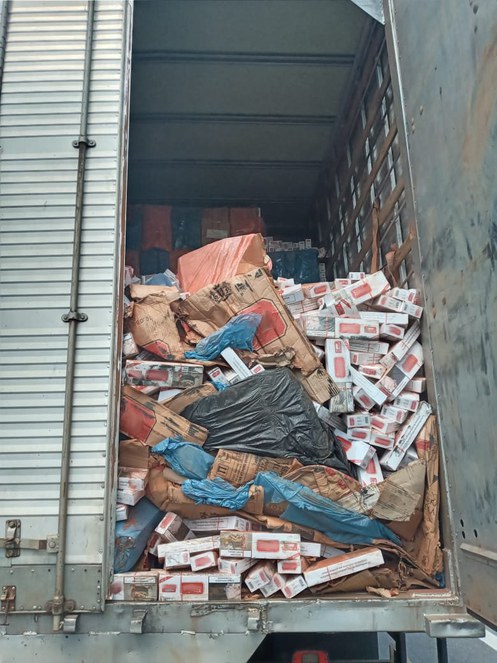 Receita Federal - apreensão de cigarros - 2.jpeg