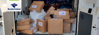 Receita Federal em Foz do Iguaçu retém cerca de 100 volumes com mercadorias irregulares em caminhões de e-commerce