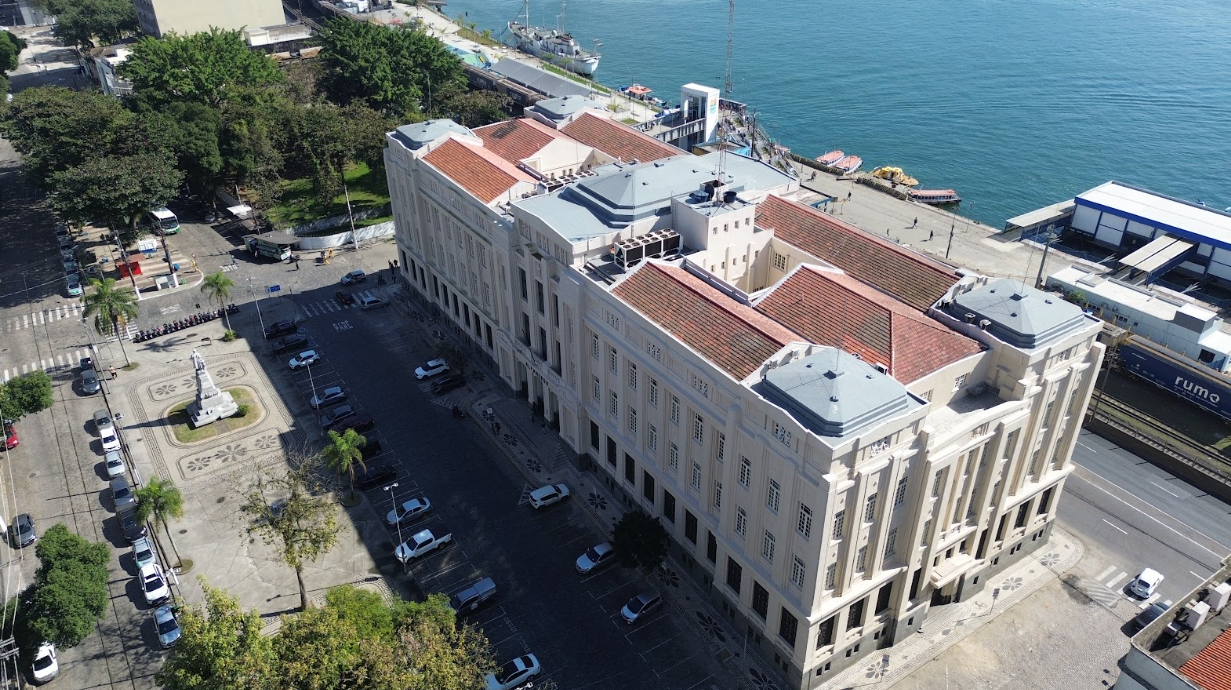 Alfândega da Receita Federal em Santos