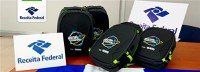 Receita Federal doa mochilas e smartphones para estudantes da Rede Municipal do Recife