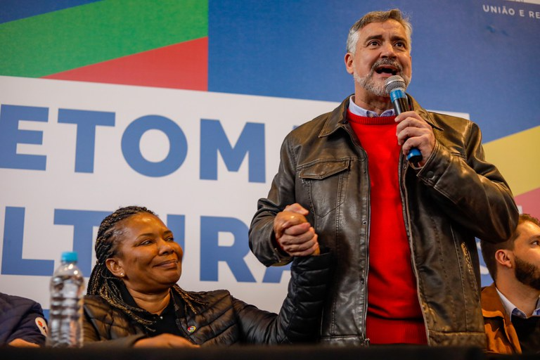 Ministros Margareth Menezes e Paulo Pimenta